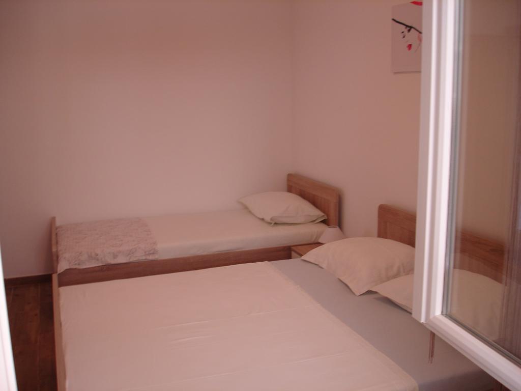 Apartment Dominik *