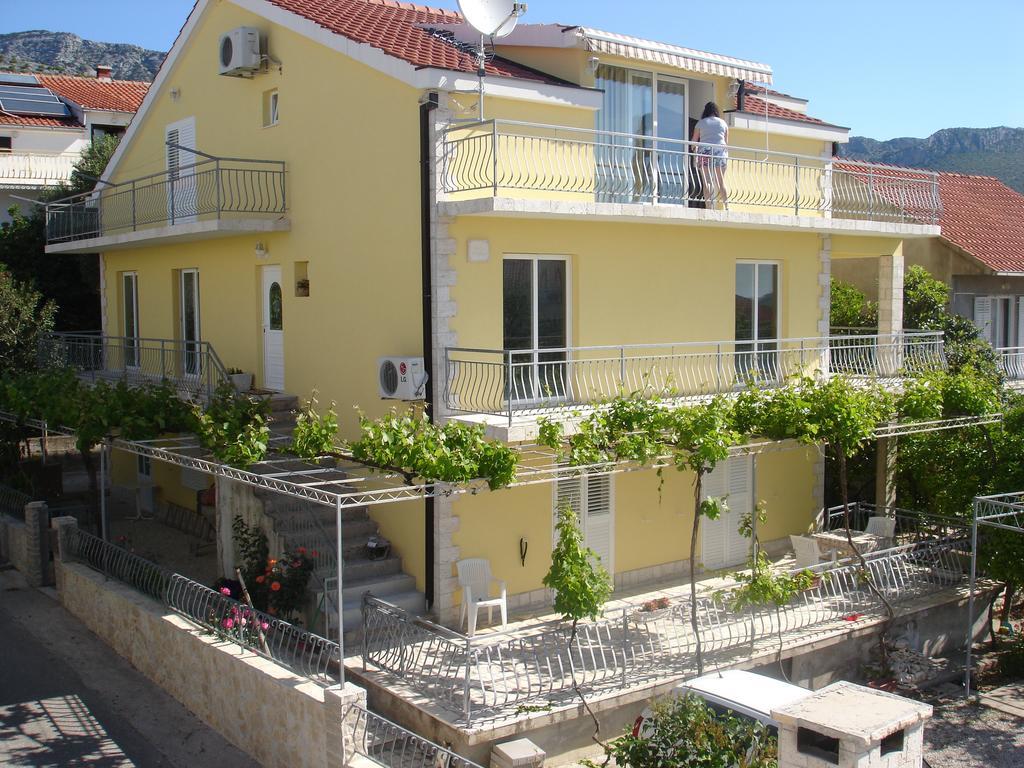 Dominik Apartment